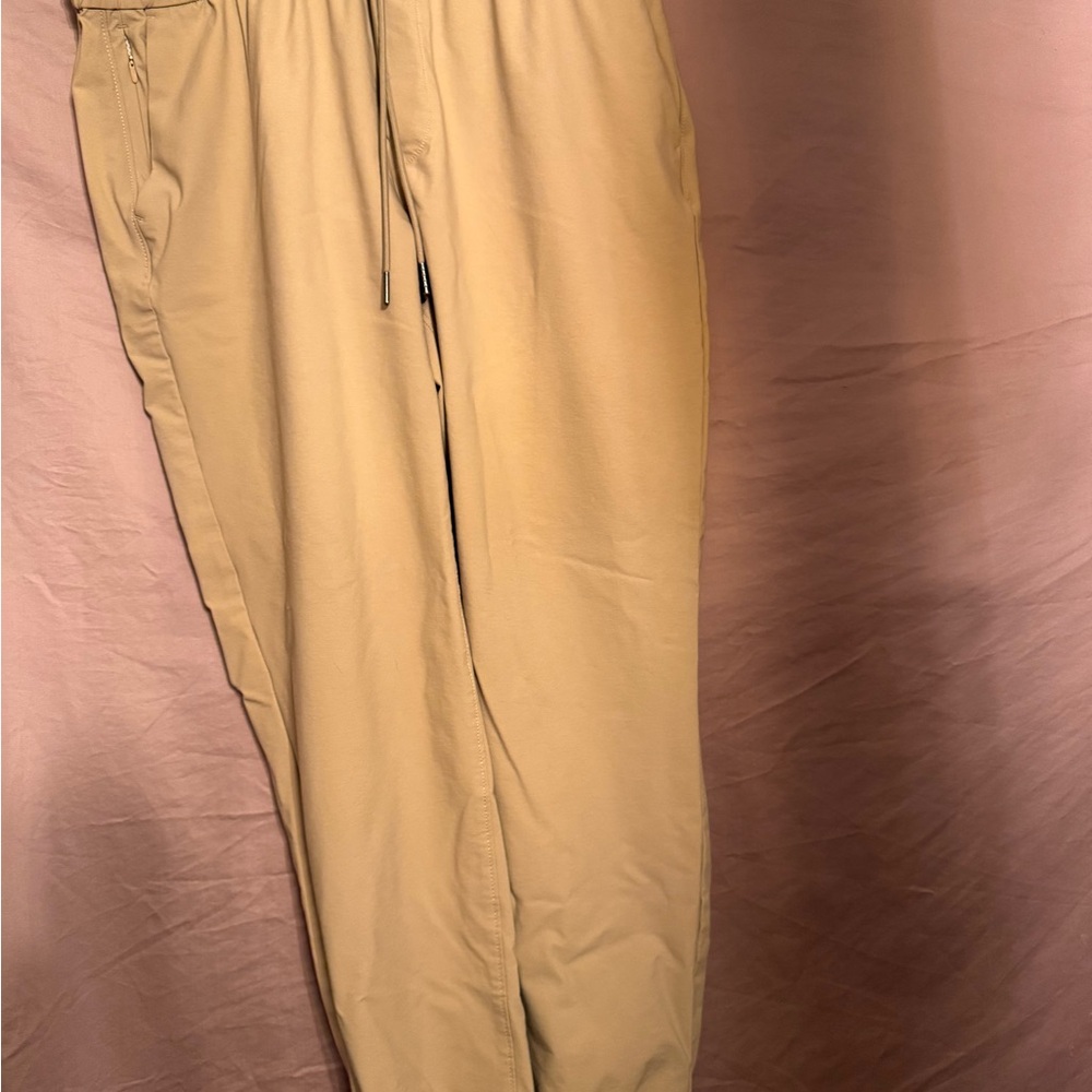 Men's Tan Pants